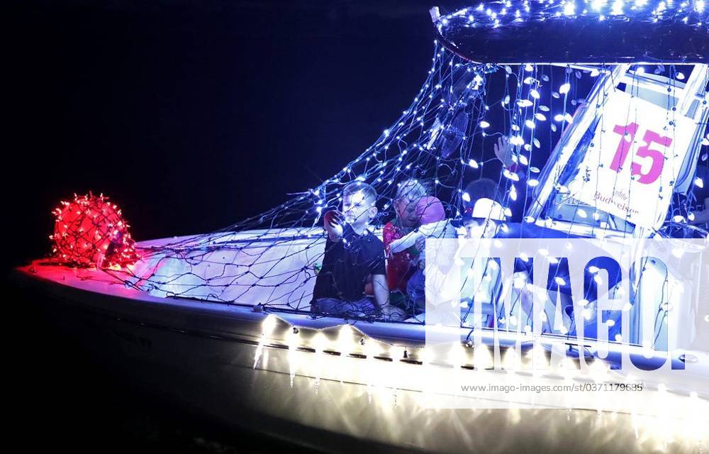 Syndication Sarasota HeraldTribune The 2023 Venice Christmas Boat