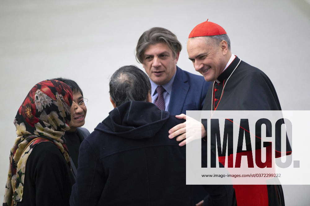 Roma, Papa Francesco tiene l udienza generale settimanale nell Aula ...