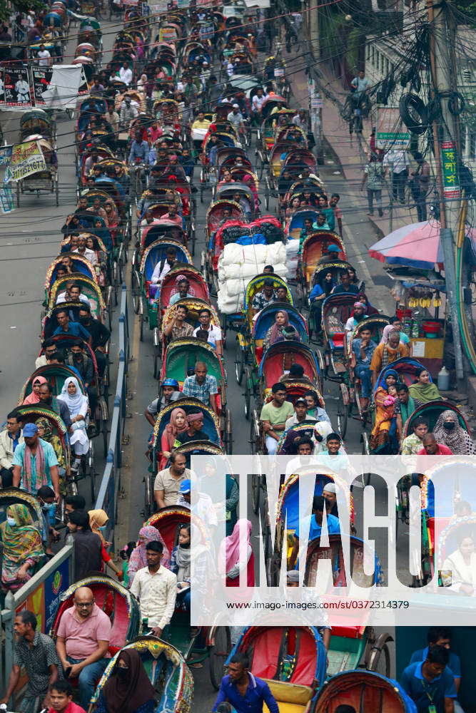 December 6, 2023, Dhaka, Bangladesh: Hundreds of rickshaws are stuck in ...