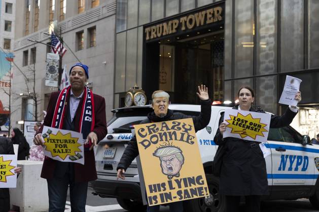 December 17, 2023, New York, New York, USA: Anti-Trump Protesters With ...