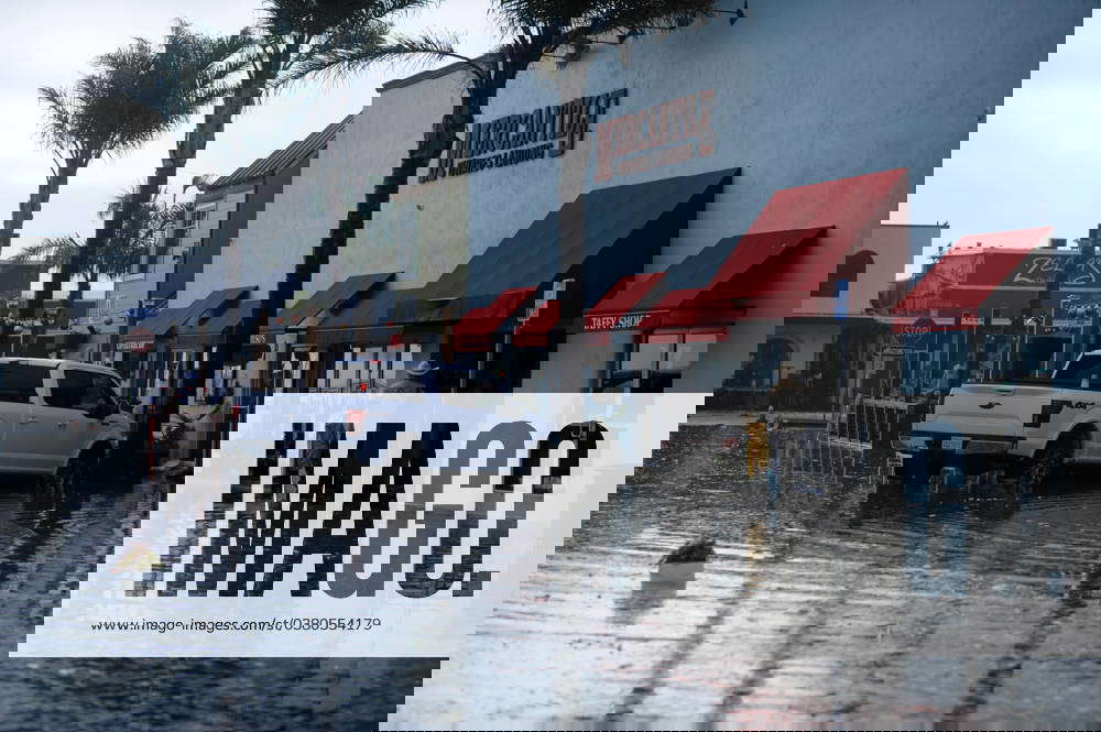 December 28, 2023, Capitola, CA, USA Capitola, CA, U.S. High tide