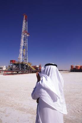 Drilling Rig Floor Action Drilling for oil in the Saudi desert near ...