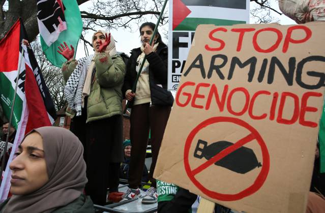 Protesters demand Israeli Arms Company Closed in Shenstone, UK - 04 Jan ...