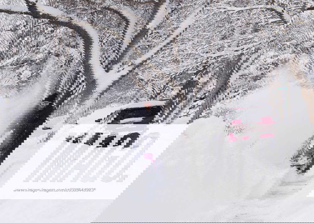 January 9, 2024, Sioux City, Iowa, Usa After a recent snowfall of 912