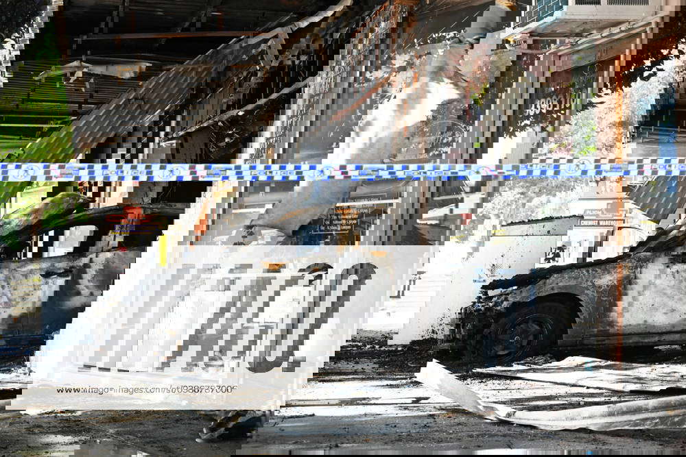 TOBACCO SHOP FIRE MELBOURNE, Victoria Police establish a crime scene at