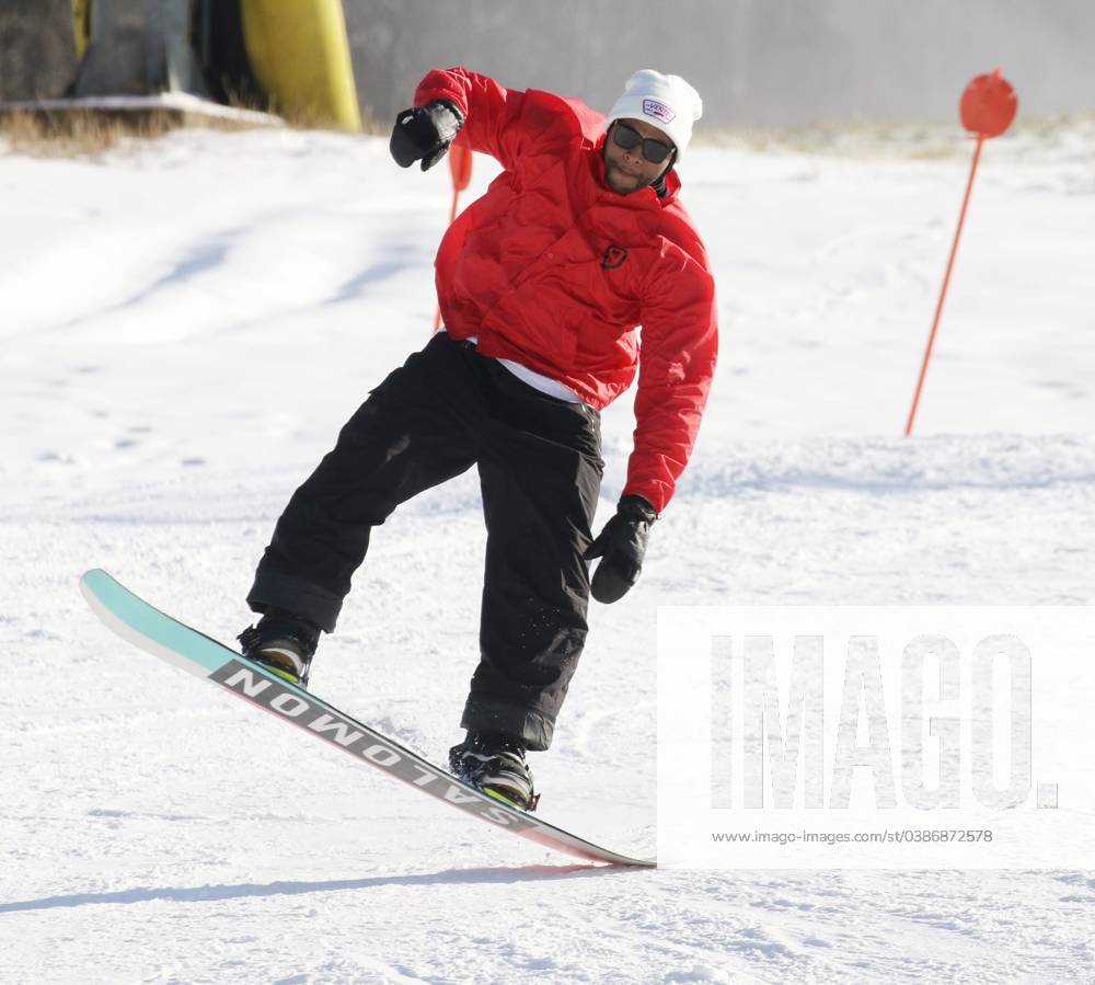 Syndication The Record Vernon, NJ January 5, 2024 Snowboarder