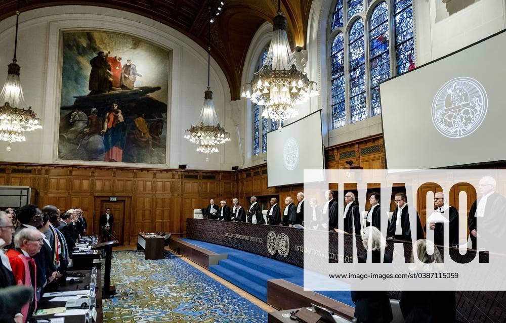 THE HAGUE - The judges led by President Donoghue attend the ...