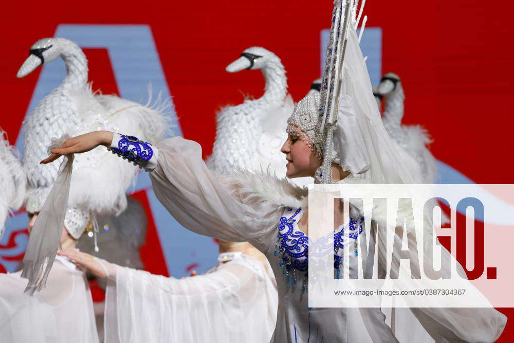 RUSSIA MOSCOW JANUARY 12 2024 An Actress Performs At A Stand Of   M 