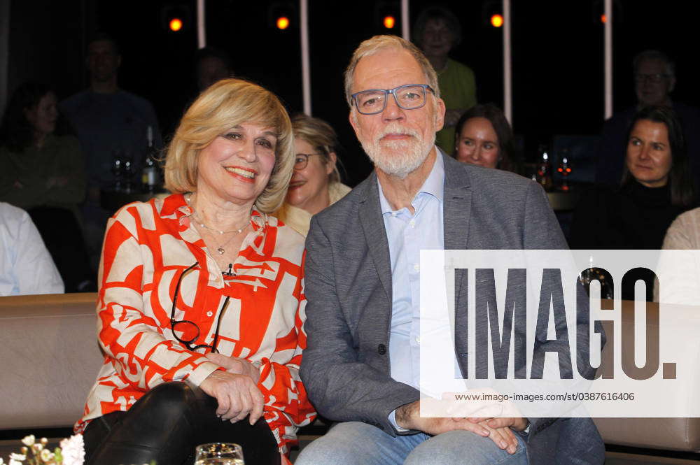 Mary Roos and Wolfgang Trepper at the recording of the NDR Talk Show in ...