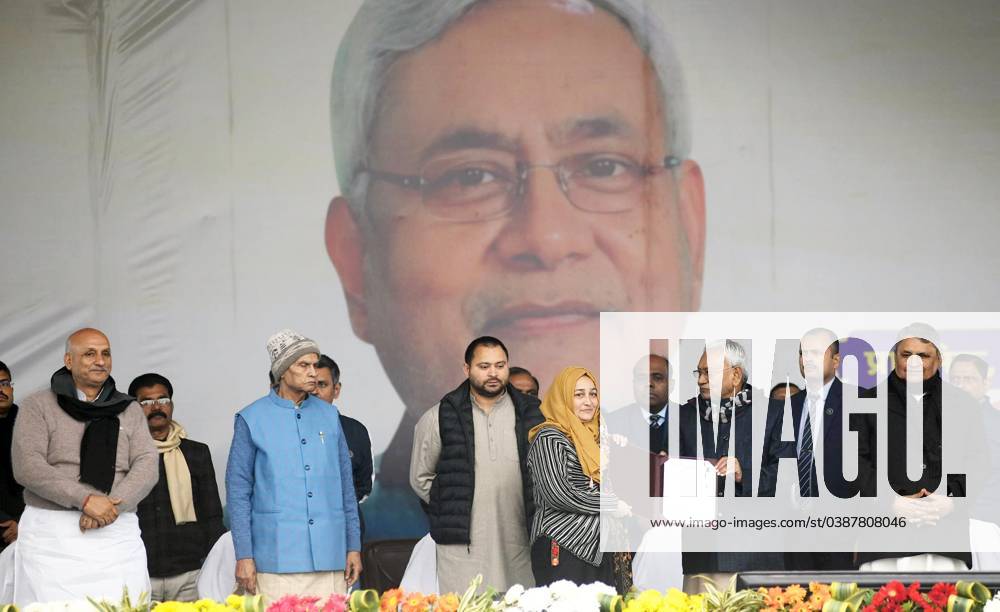 Patna India January Bihar Chief Minister Nitish Kumar Distributing Appointment Letters To The