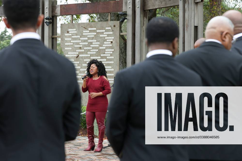 Syndication: Treasure Coast Attendees at the wreath-laying ceremony ...