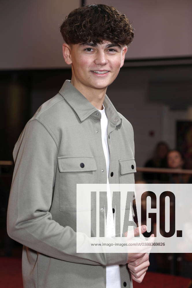 Benni BK At The Premiere Of The Movie The Chaos Sisters And Penguin 