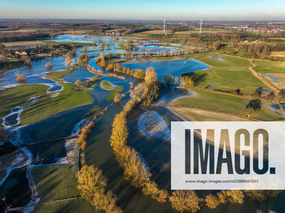 Selm, North Rhine-Westphalia, Germany Flood on the Lippe, river in the ...