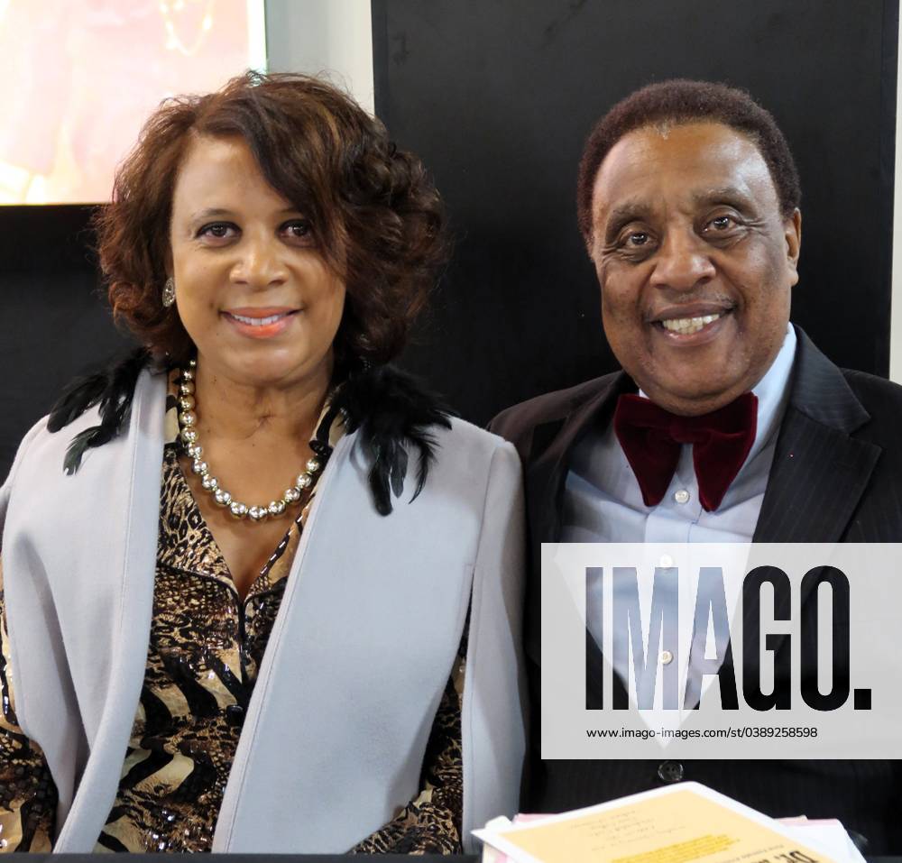 Syndication: The Tennessean Cynthia Woods and Dr. Jerry Woods, Master ...