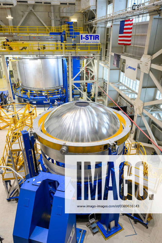 . These Images And Videos Show Technicians At NASAs Michoud Assembly ...