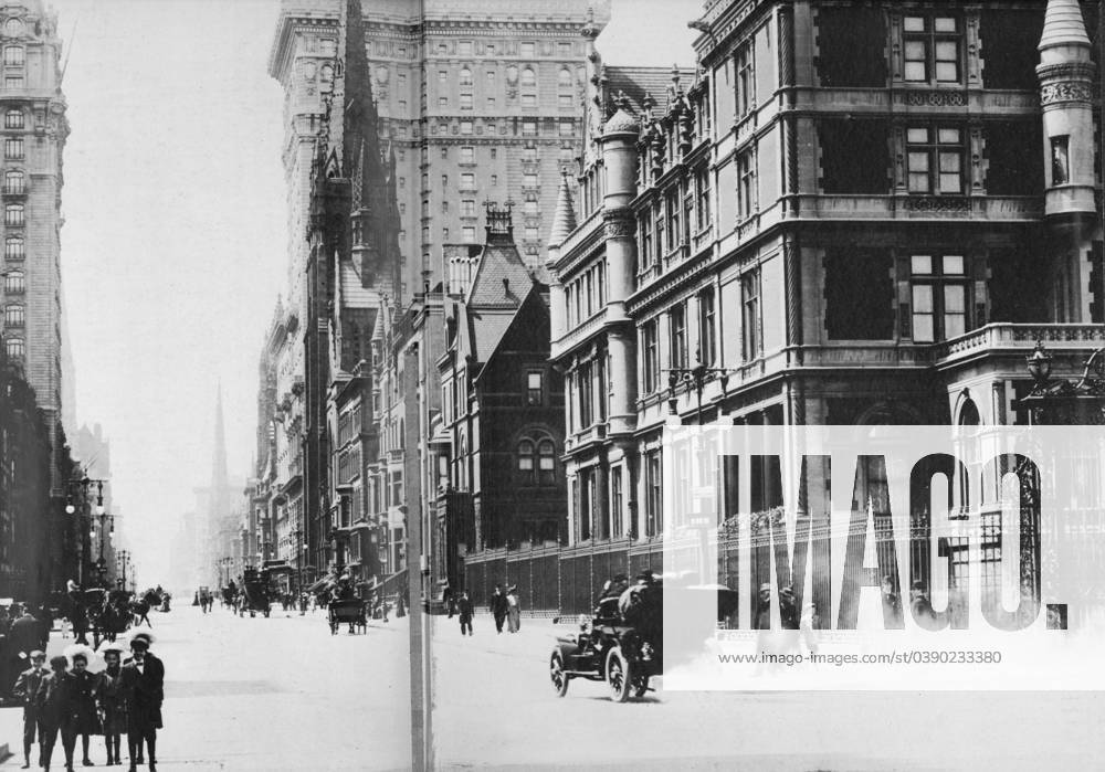 Turn Of The Century Fifth Avenue This Is Fifth Avenue In New York City 