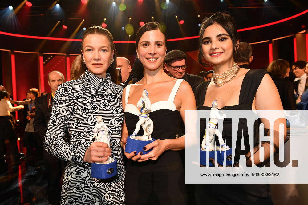 Hannah Herzsprung, Aylin Tezel and Bayan Layla at the Bavarian Film ...