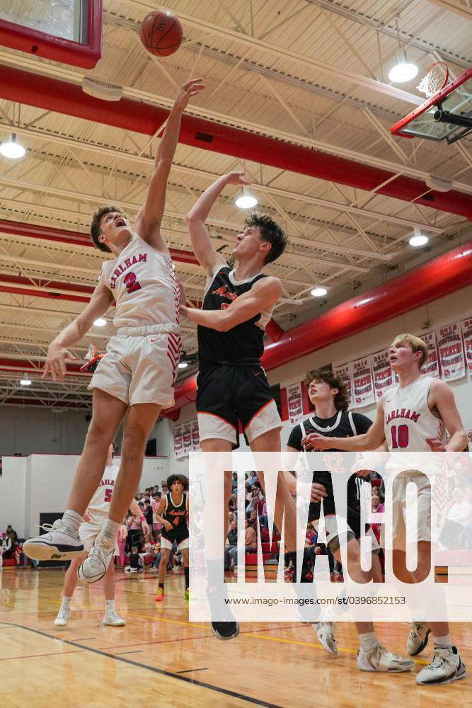 Syndication The Des Moines Register Earlham s Jeret Peterson reaches