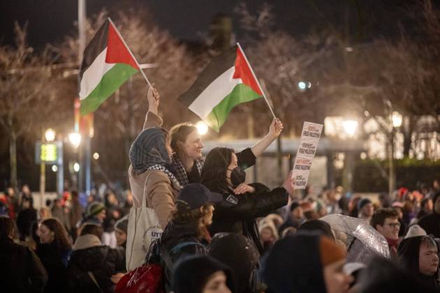 Vienna, Austria 26 January 2024 Palestine flags at the demonstration ...