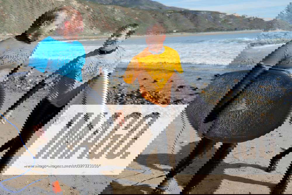 Syndication Ventura County Star Mathew Parry, left, and friend Rob