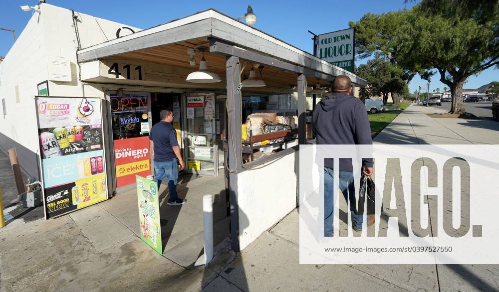 Syndication: Ventura County Star Abel Aguilera, left, owner of Old Town ...