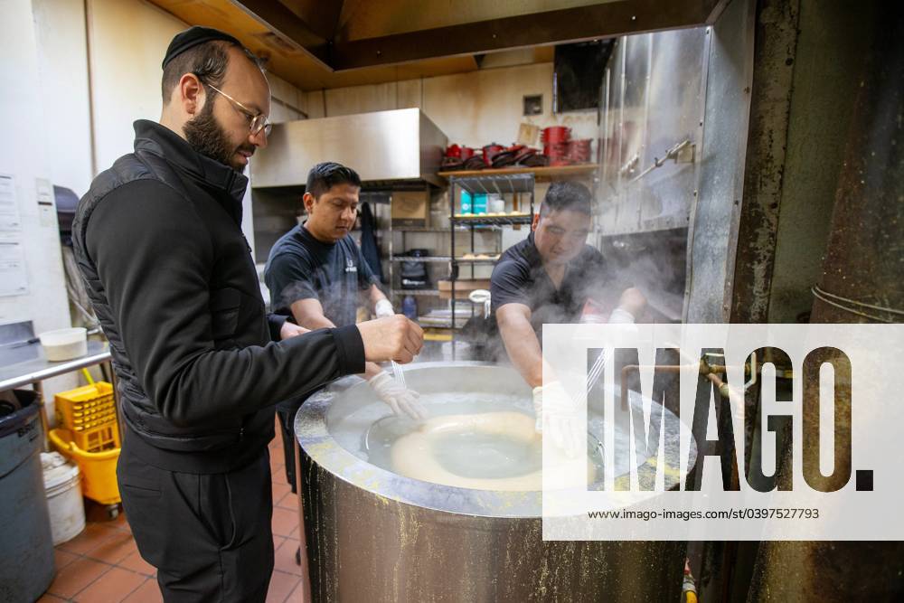 Syndication Asbury Park Press Shea Baron, owner of Hot Bagels