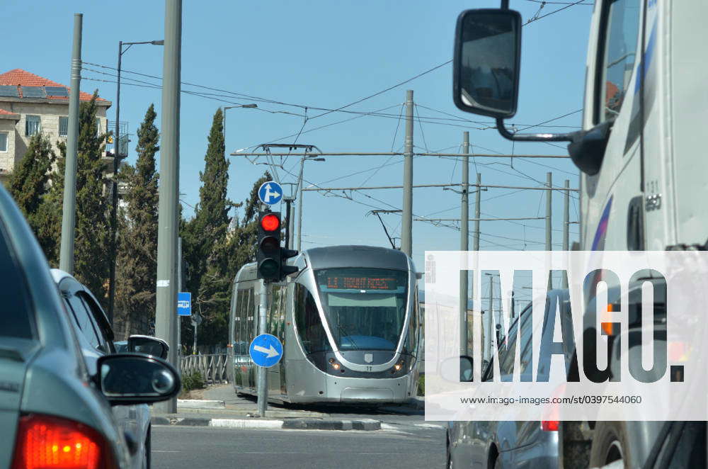 Jerusalem Light Rail tram - Israel JERUSALEM, ISR - MAR 26 2015 ...