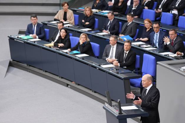 German Bundestag, 150 session and general debate Finance Minister ...