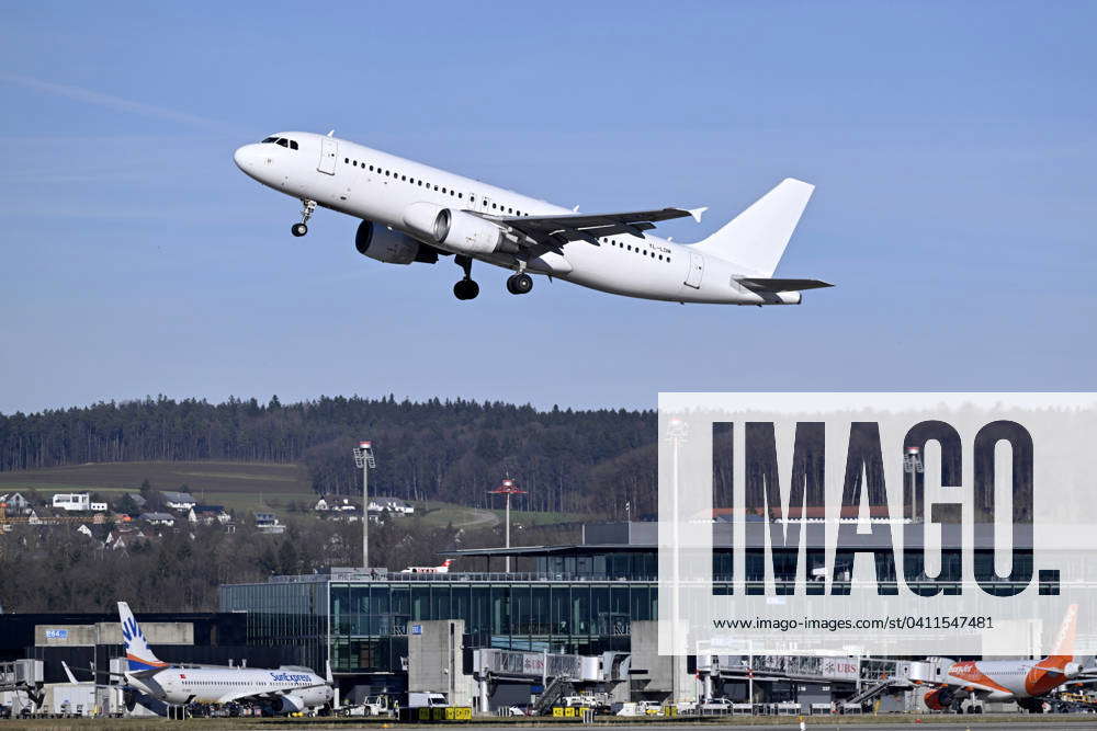 Aircraft SmartLynx, Airbus A320 200, YL LDM, Zurich Kloten, Switzerland