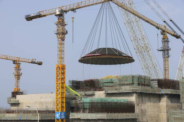 CHANGJIANG, CHINA - FEBRUARY 06: A 550-ton Outer Dome Is Hoisted In ...