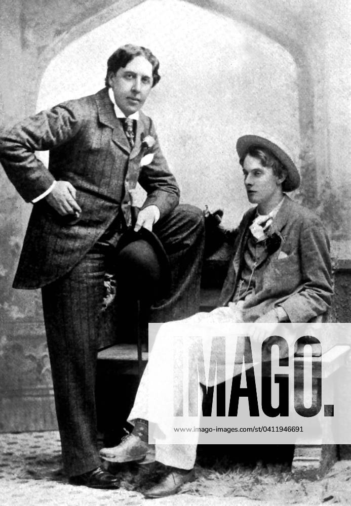 Oscar Wilde and Lord Alfred Bruce Douglas, 1894 (b w photo) 1077969 ...