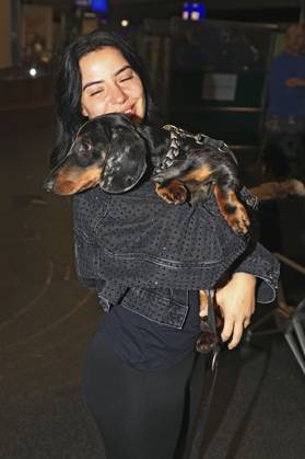 Leyla Lahouar With Dachshund Alani At The Return Of The Jungle Camp ...