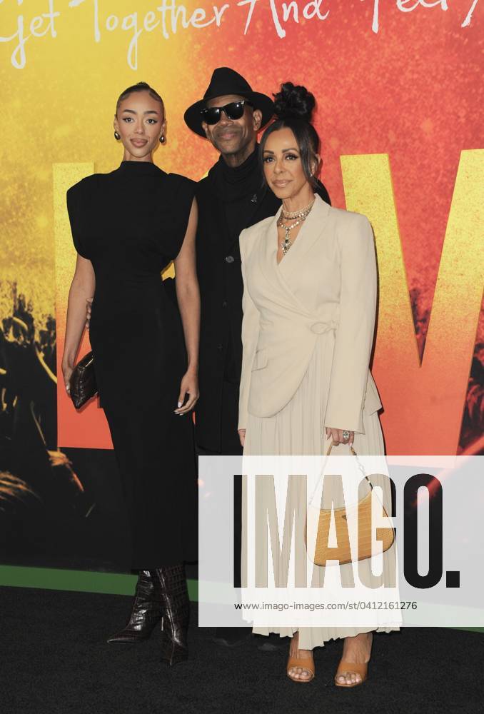 Lisa Harris, Jimmy Jam, Bella Harris at arrivals for BOB MARLEY: ONE ...