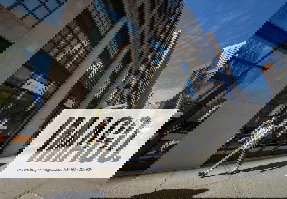 New York Community Bancorp in New York A branch of Atlantic Bank, soon