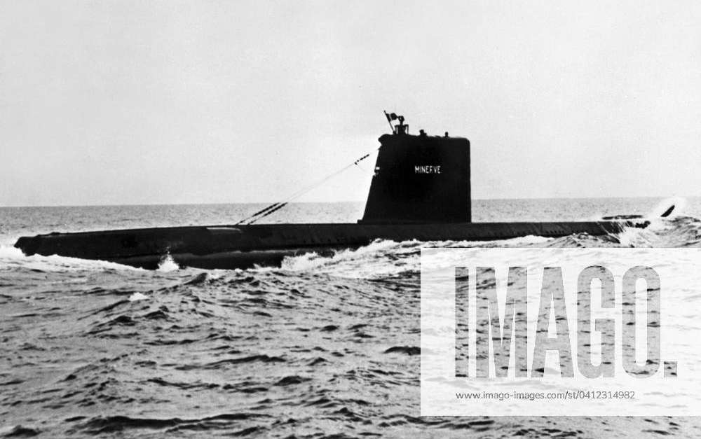 The French Submarine Minerve (S647) (b w photo) 1730892 The French ...