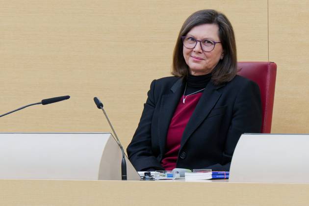 Ilse Aigner, CSU 10 Plenary Session of the Bavarian State Parliament ...