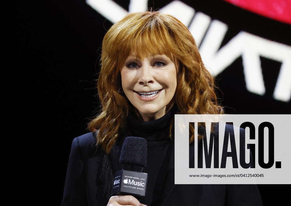 super bowl 2025 halftime show reba mcentire