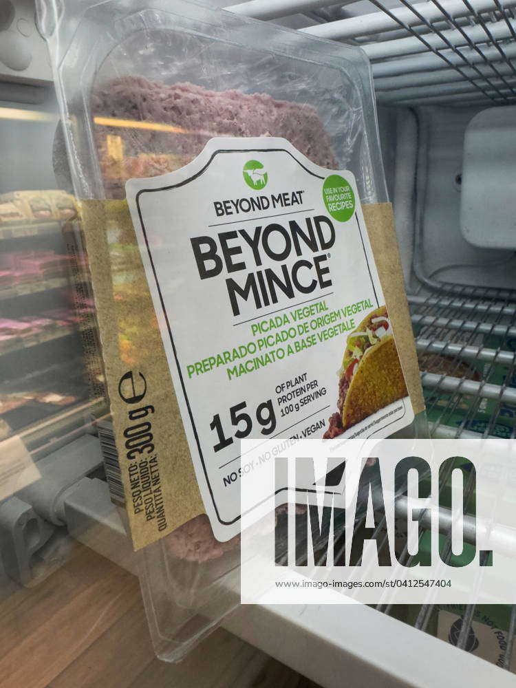 Beyond Mince, plant based meat substitute, by Beyond Meat, in shop