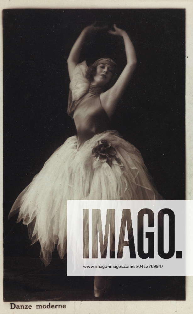 Portrait of a ballerina, Modern Dances , postcard 3560542 Portrait of a ...