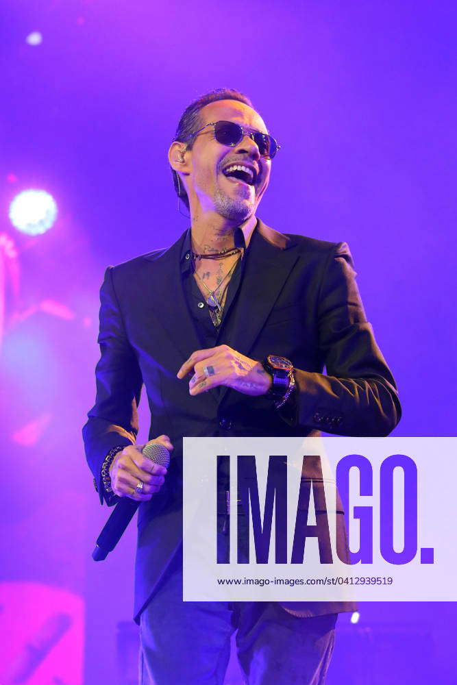 Marc Anthony performs during the Historia Tour at the Prudential Center ...