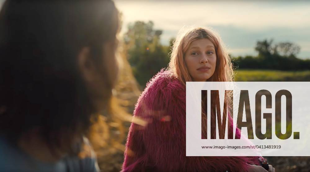 MARMALADE, from left Joe Keery, Camila Morrone, 2024. Signature Films