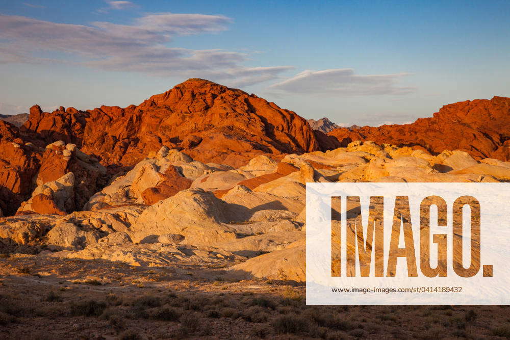 Red And White Aztec Sandstone In Fire Canyon At Sunrise In Valley Of Fire State Park In Nevada The 8490