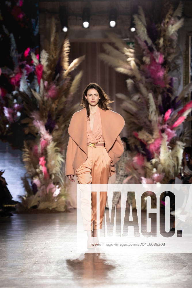 Milan, Milan Women s Fashion Week Fall Winter 2025 Women s Fashion, Autumn Winter 2025. fashion
