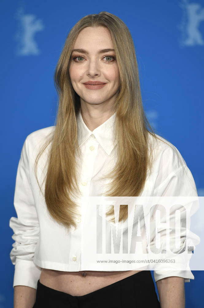 Amanda Seyfried at the photocall for the feature film Seven Veils at ...