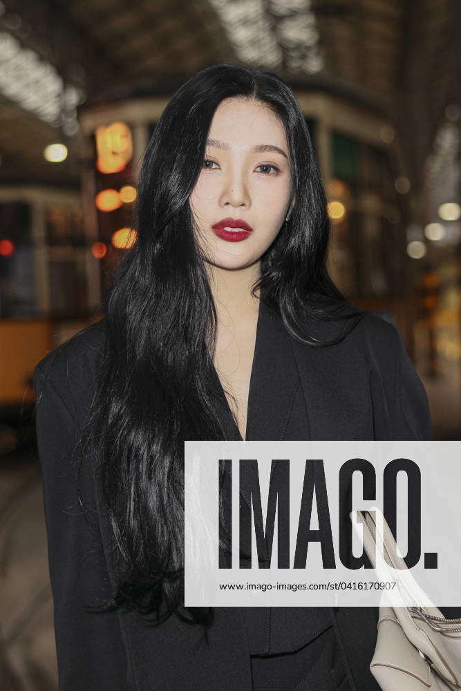 MFW - Tods Front Row Park Soo-young attends Tods fashion show during ...