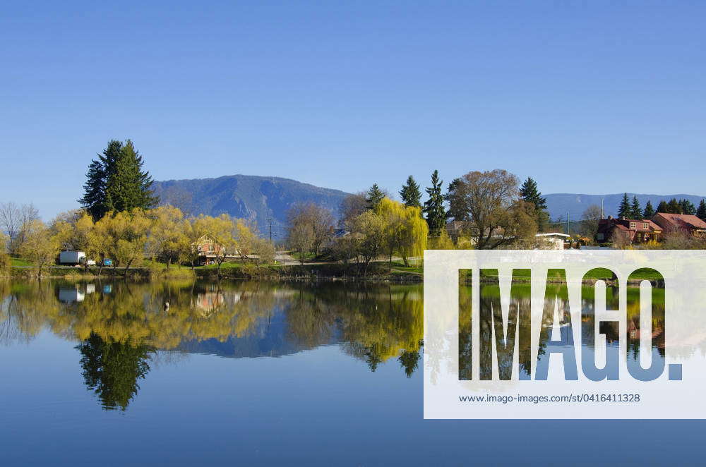 McGuire Lake, Salmon Arm, British Columbia, Canada