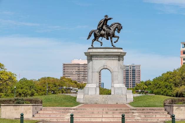 Bronze sculpture of General Sam Houston at the entrance to Hermann Park ...