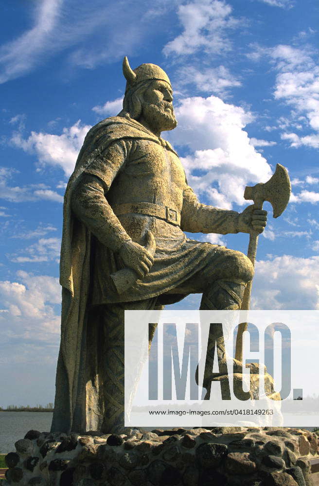 Viking statue, Gimli, Manitoba, MB, Canada, vertical, sculpture ...