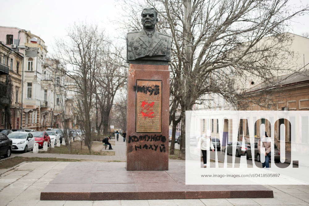 A monument to Marshal of the Soviet Union Rodion Malinovsky in Odessa ...