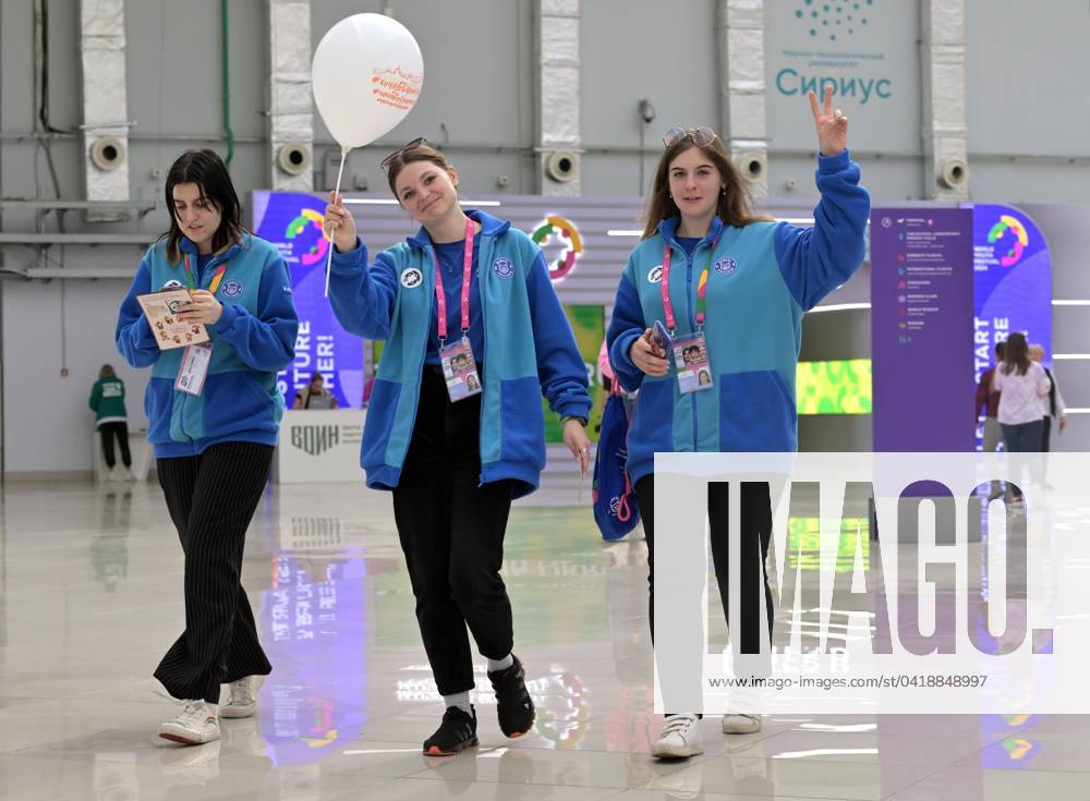 The World Youth Festival in Sochi 8631818 01.03.2024 Participants are seen at the Sirius University
